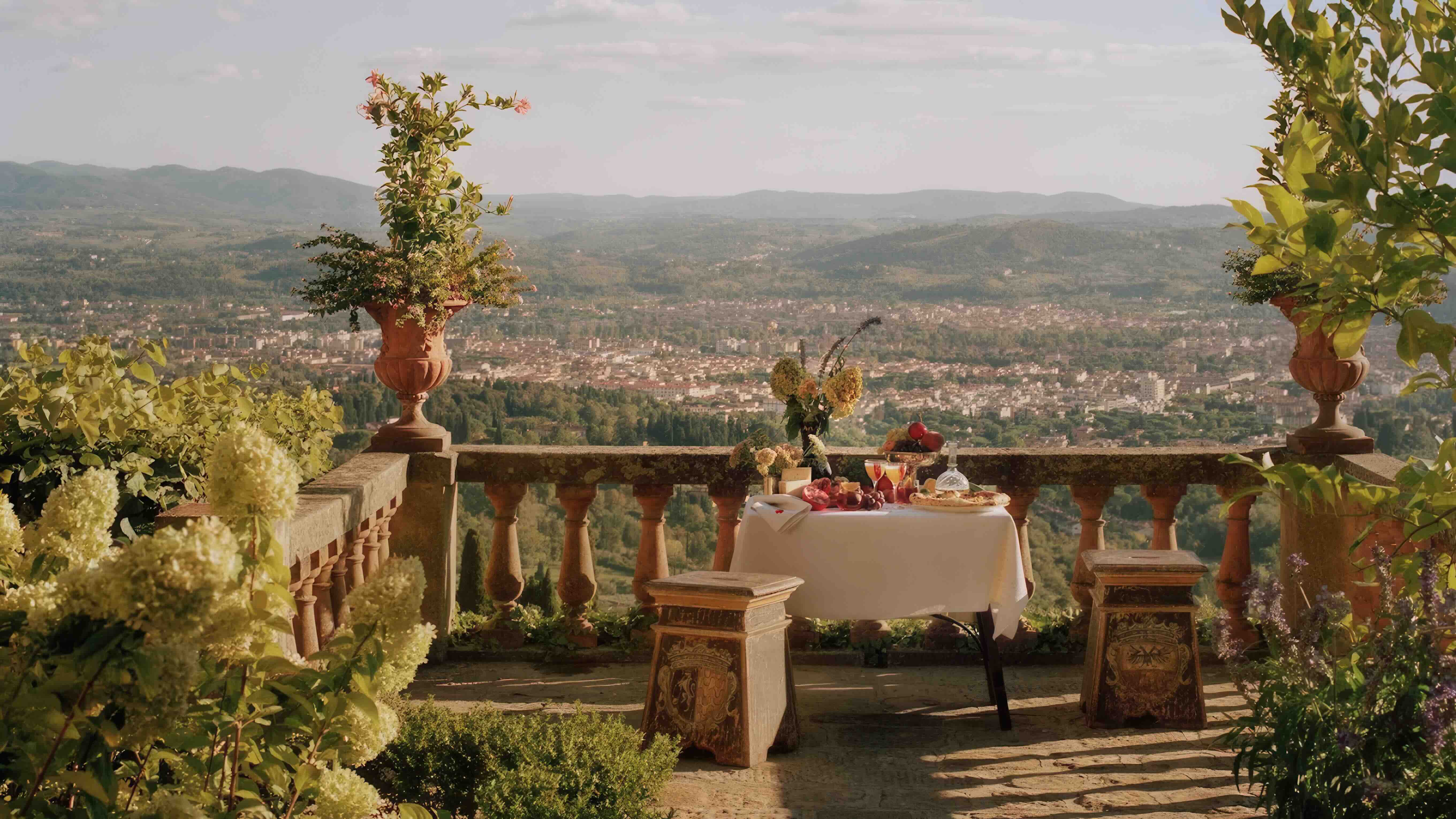 Dining, image courtesy of Villa San Michele, A Belmond Hotel
