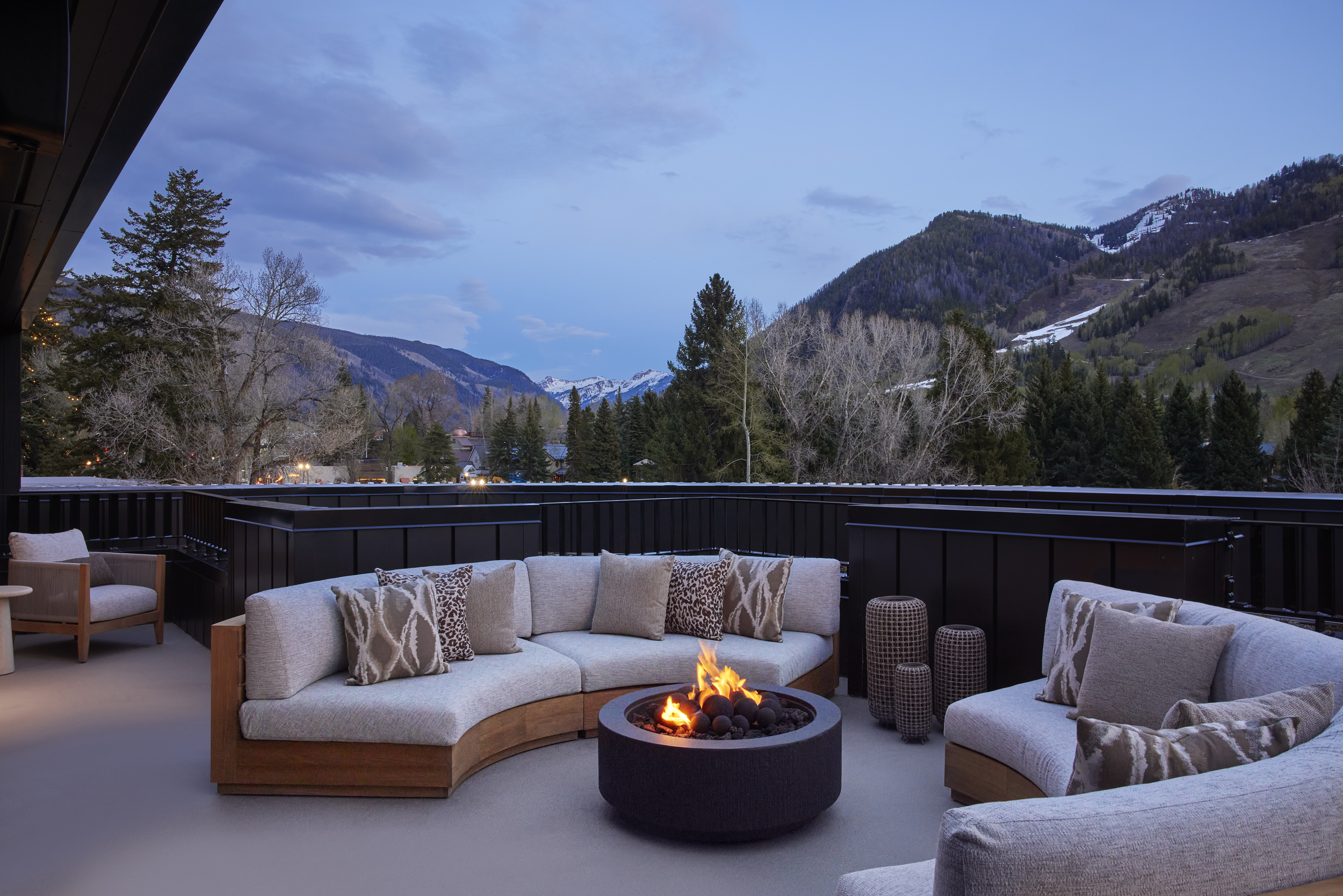 image of the Exterior Firepit, courtesy of White Elephant Aspen