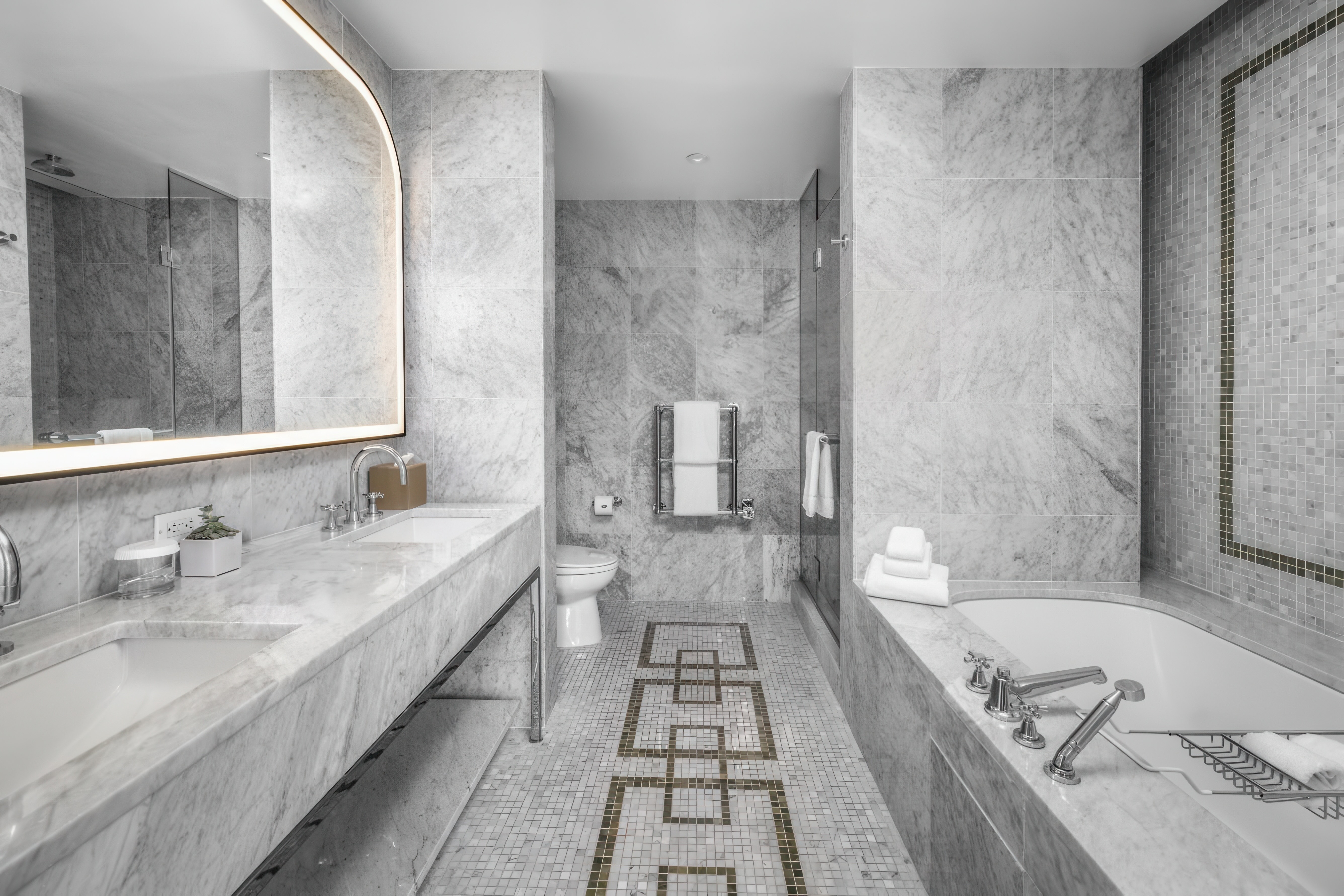 Sky Suite, image courtesy of The London, a Luxury Collection Hotel