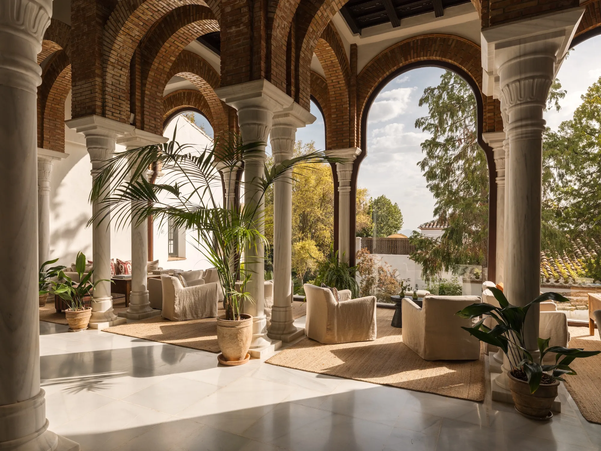 Lobby Lounge, image courtesy of Finca La Bobadilla