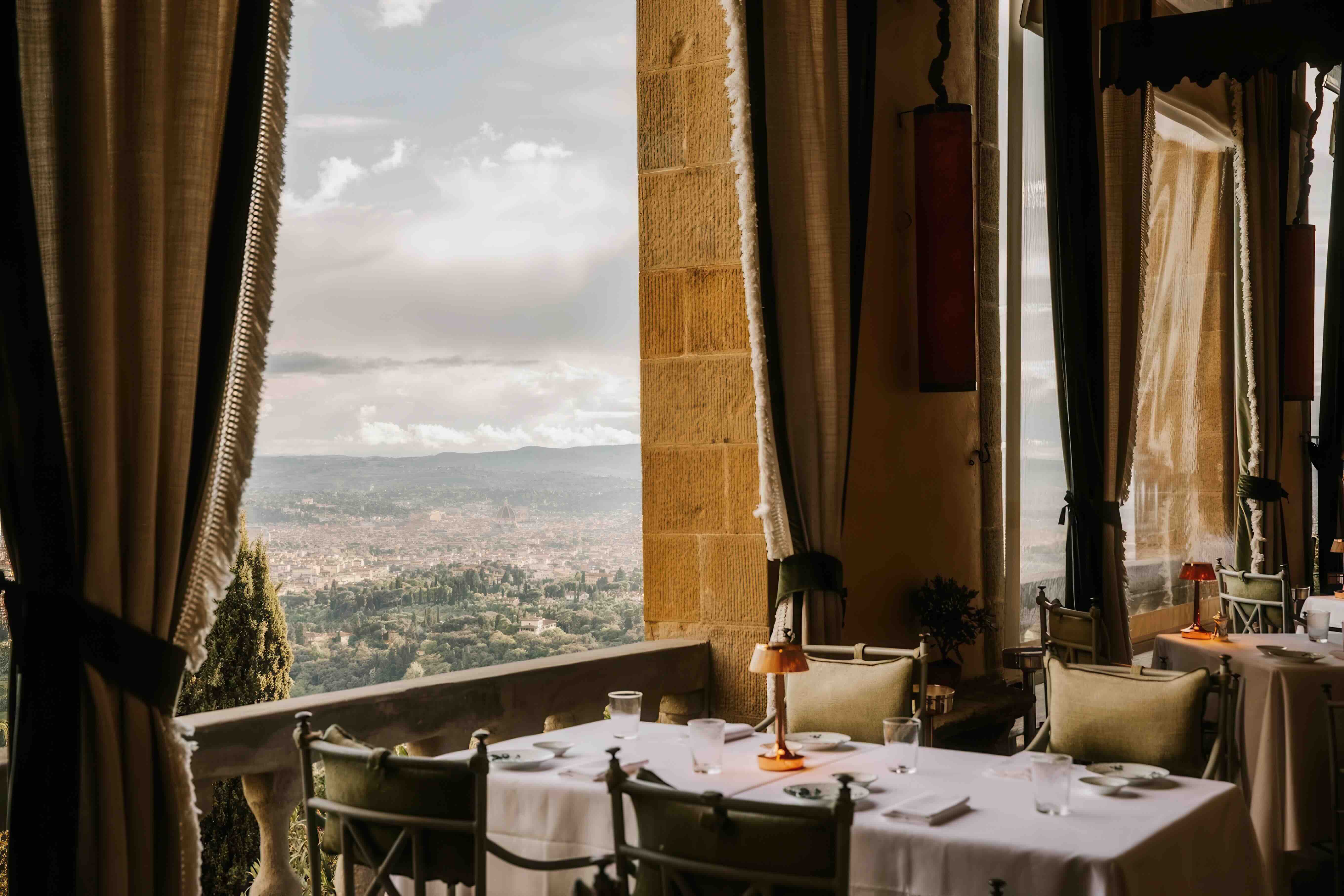 Dining, image courtesy of Villa San Michele, A Belmond Hotel
