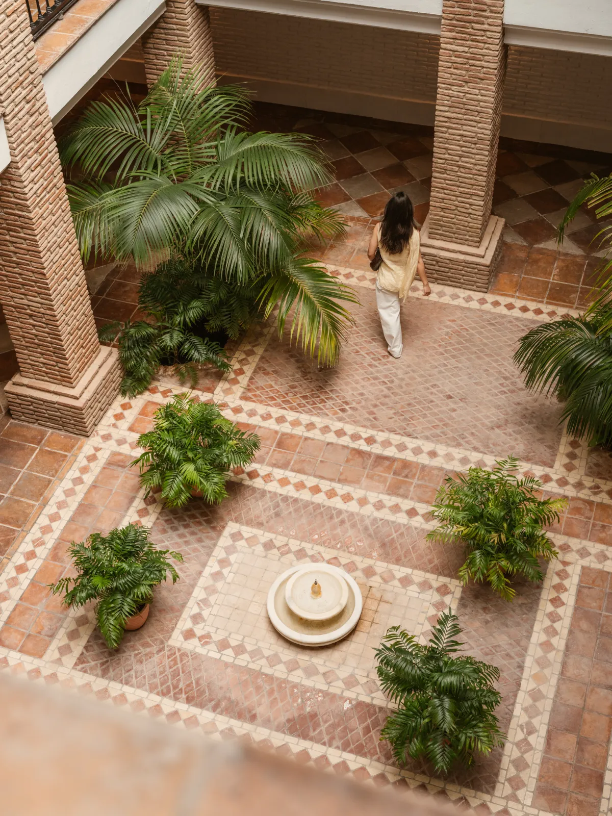 Interior Courtyard, image courtesy of Finca La Bobadilla