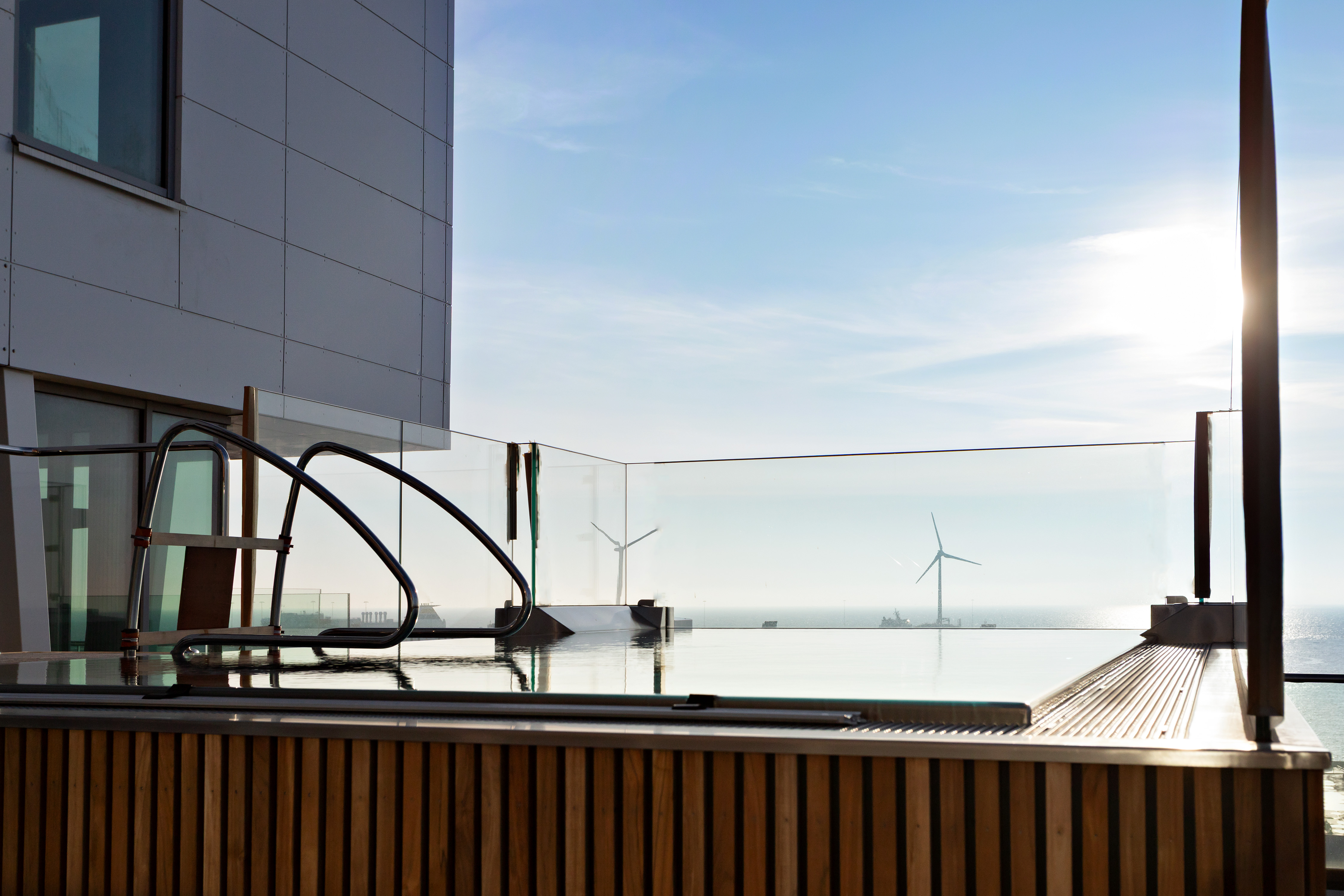 Outdoor Pool, image courtesy of Willow WorldHotels Crafted