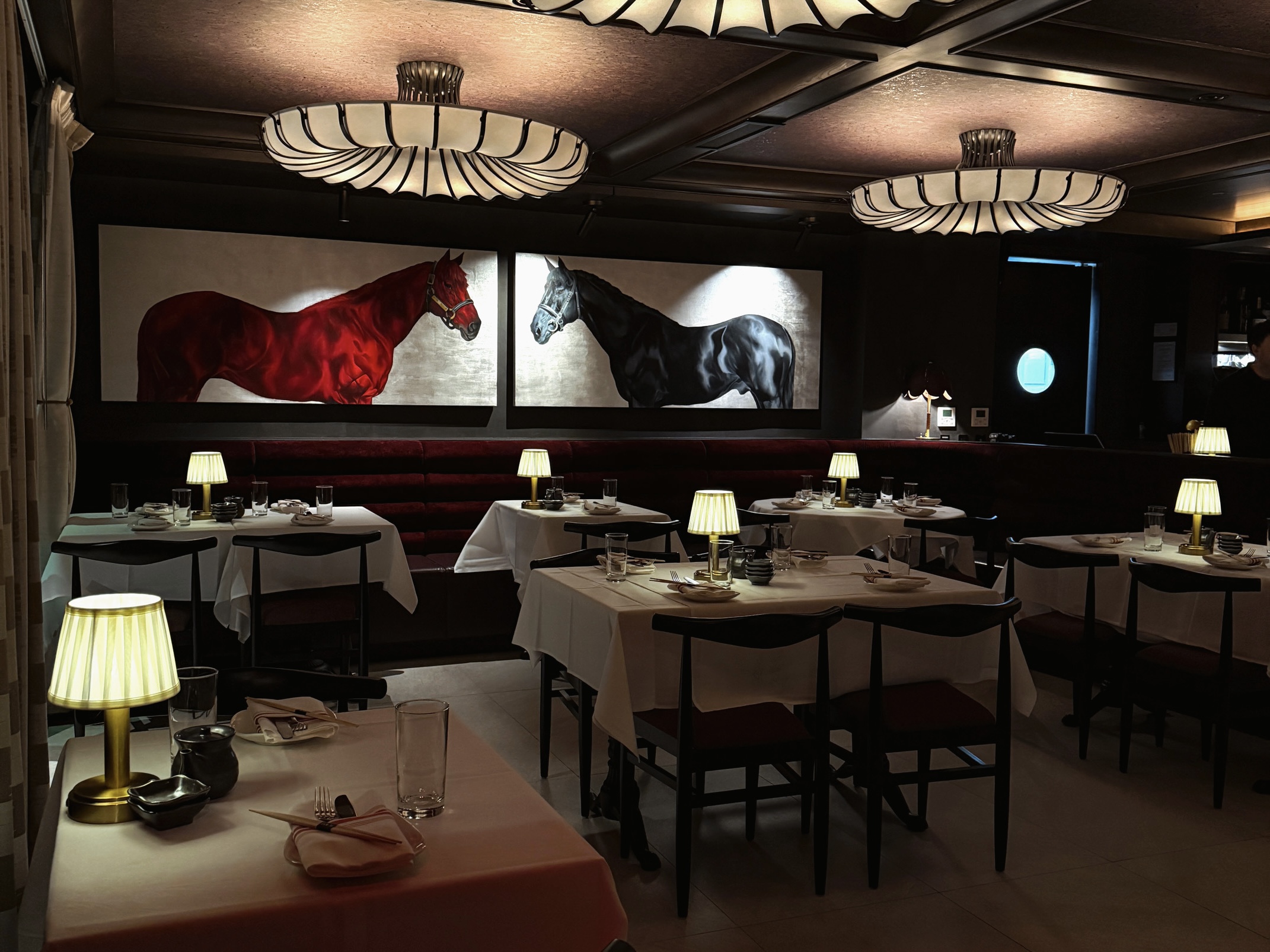 image of Lola 41 Aspen interior, courtesy of White Elephant Aspen