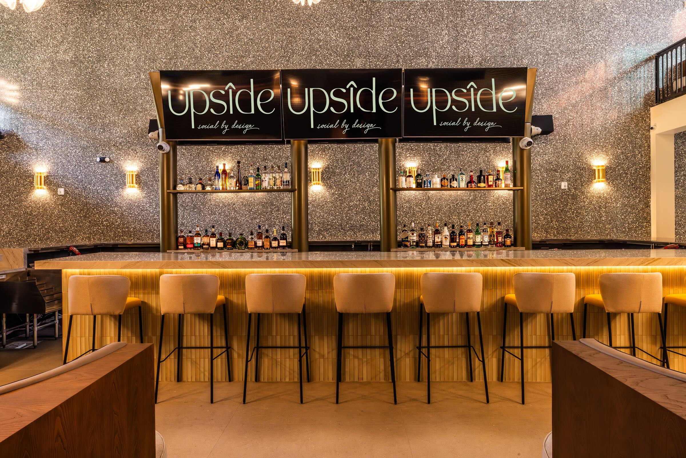 Interior - Bar.jpeg