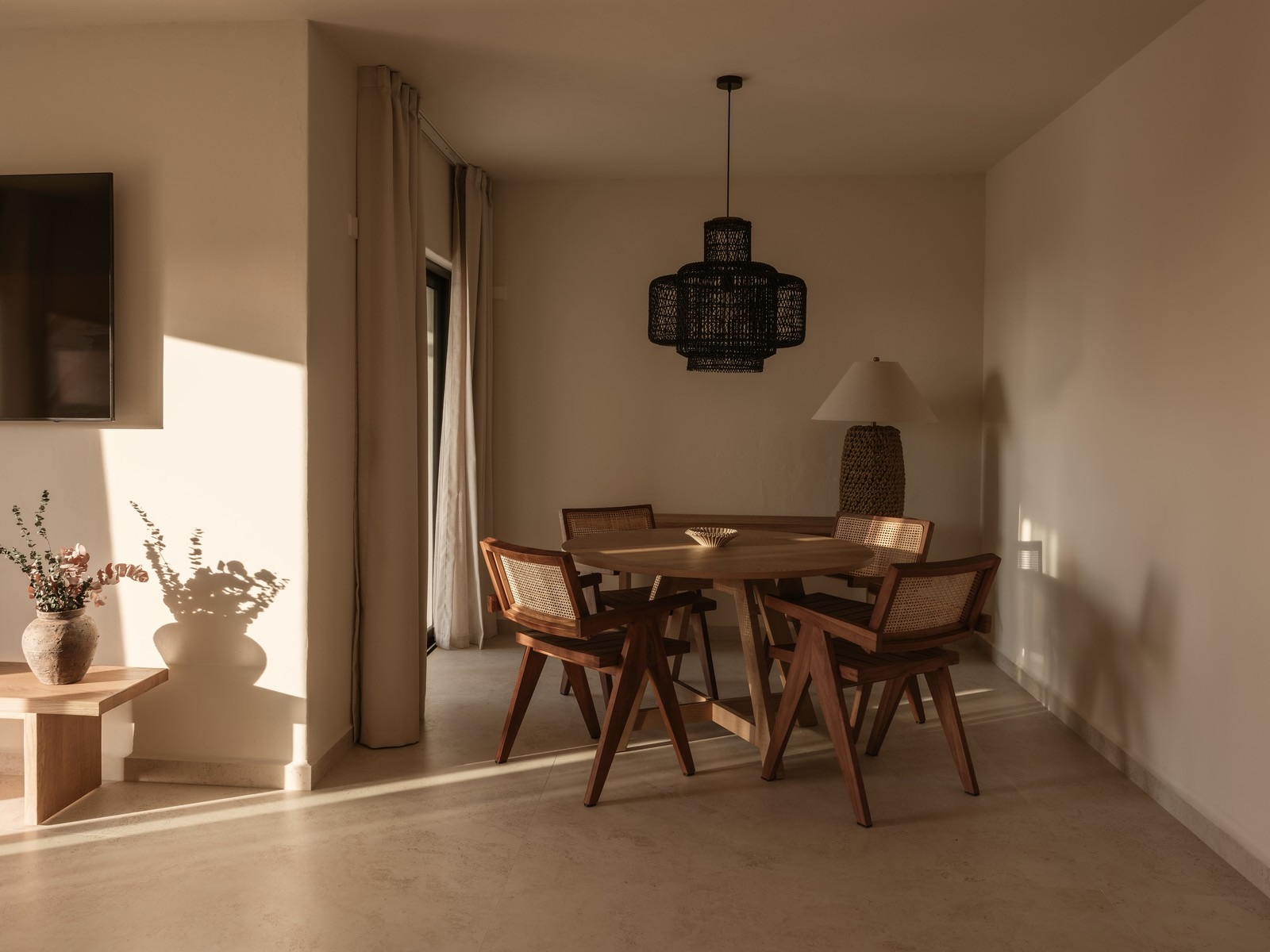 Image of a Suite Kitchen, courtesy of Besai Ibiza