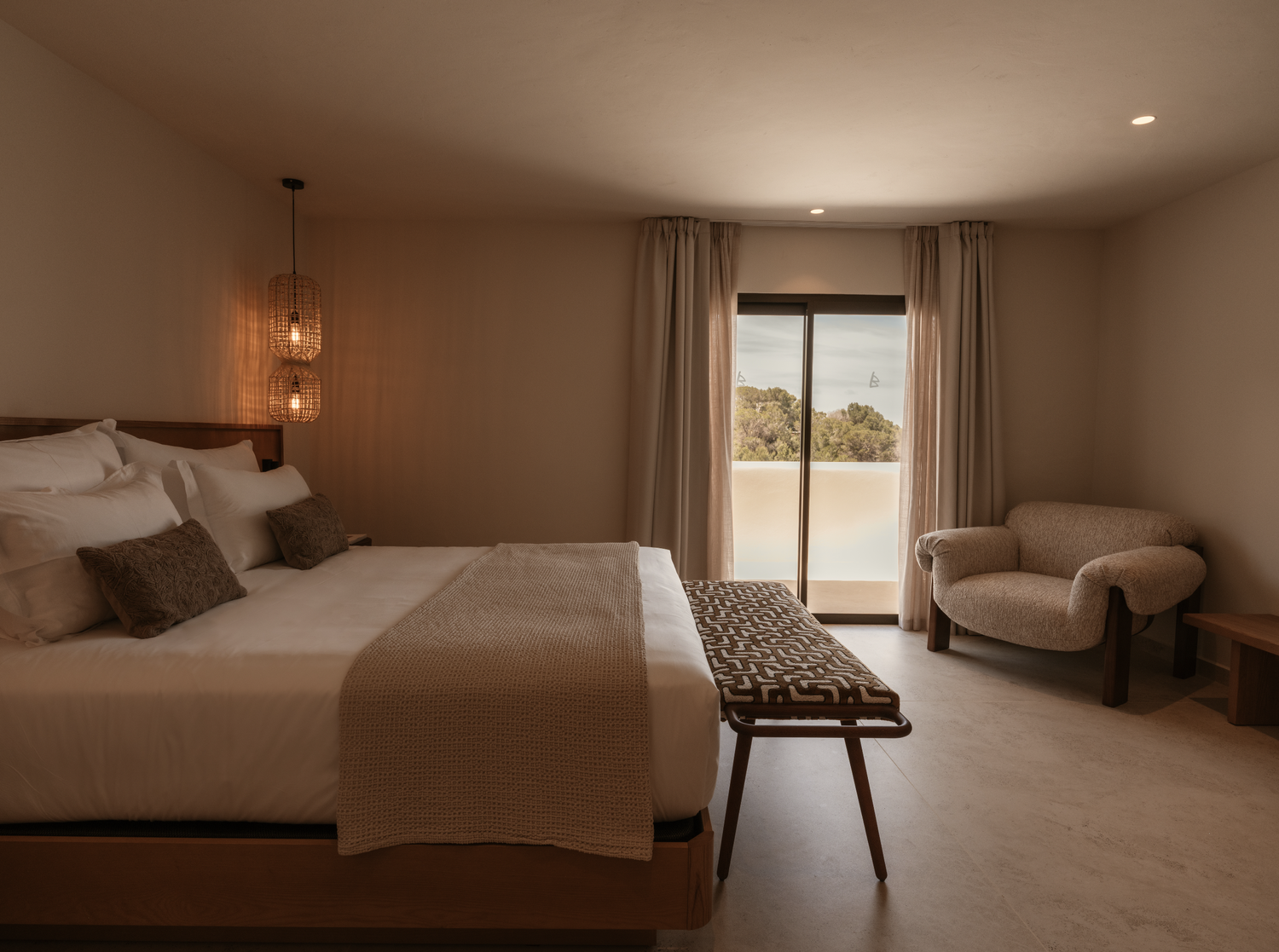 Image of the Superior Double Suite, courtesy of Besai Ibiza