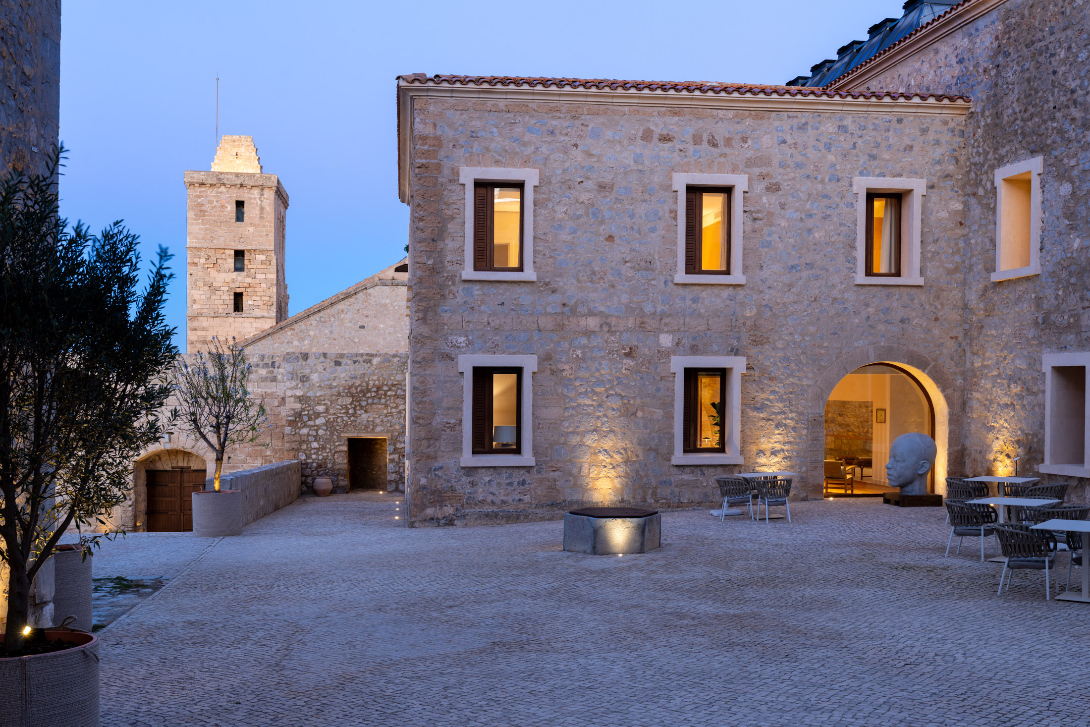 Image of the Parador Exterior, courtesy of Parador de Ibiza