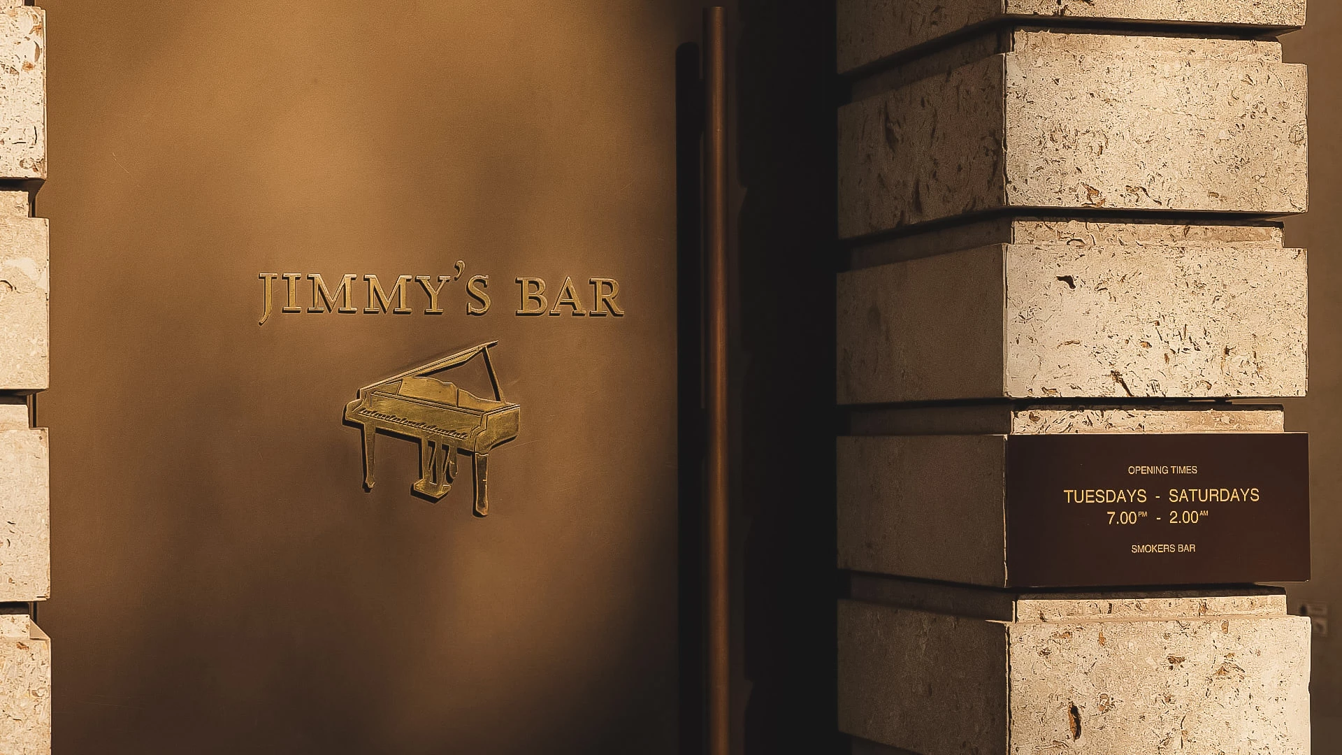 image of Jimmy's Bar, courtesy of Taj