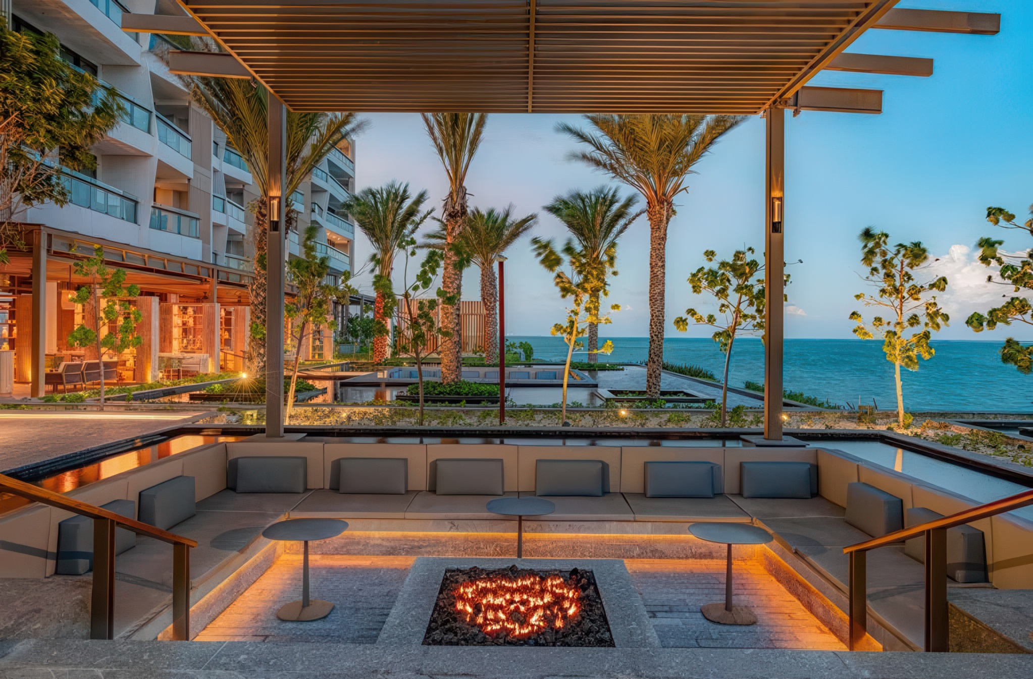 image of resort firepit, courtesy of Waldorf Astoria