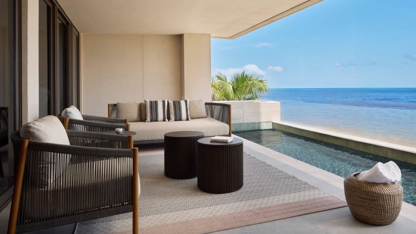 image of a suite's lanai, courtesy of Hyatt