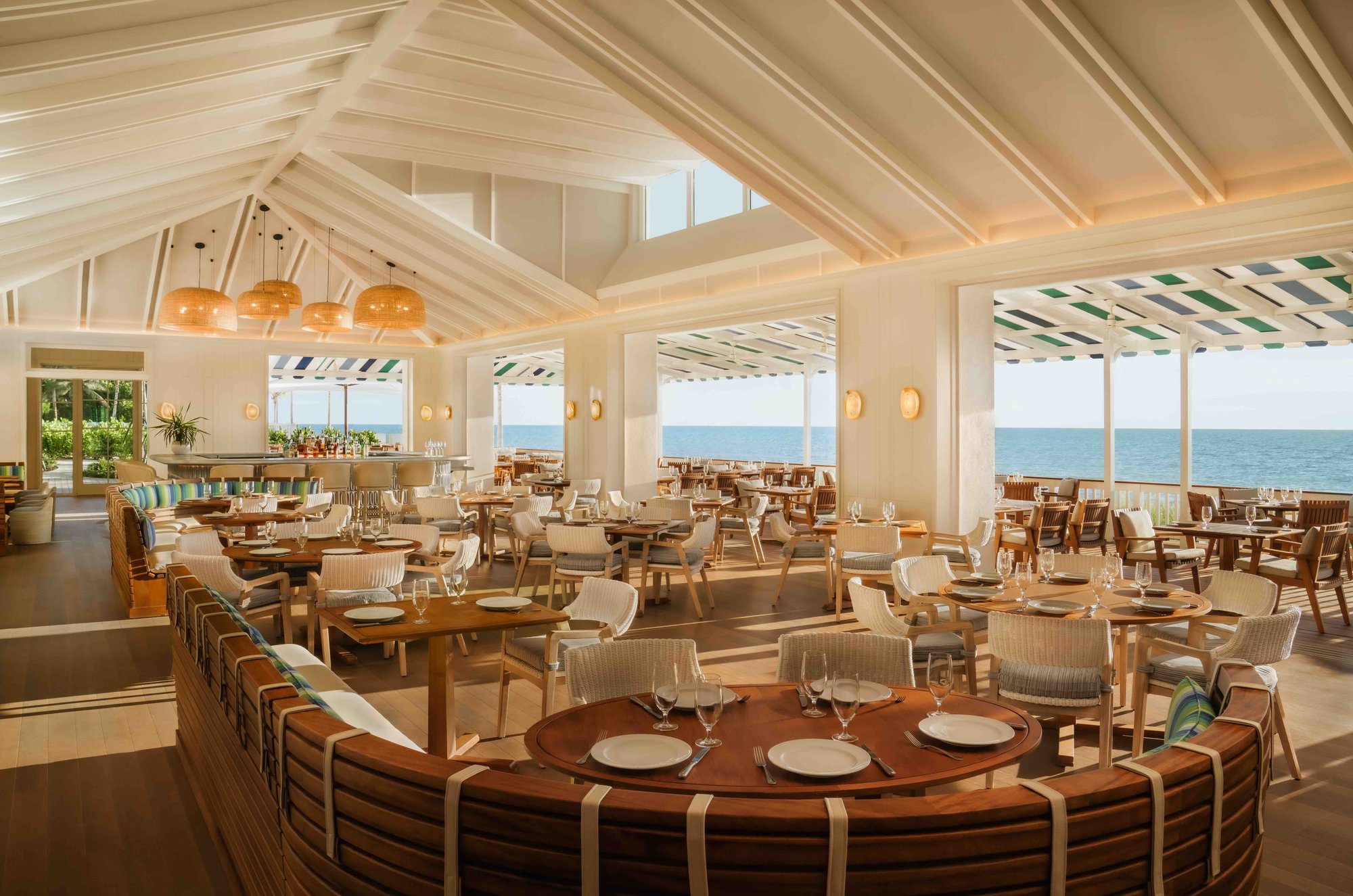 Naples Beach Club, A Four Seasons Resort — Hotel in Naples