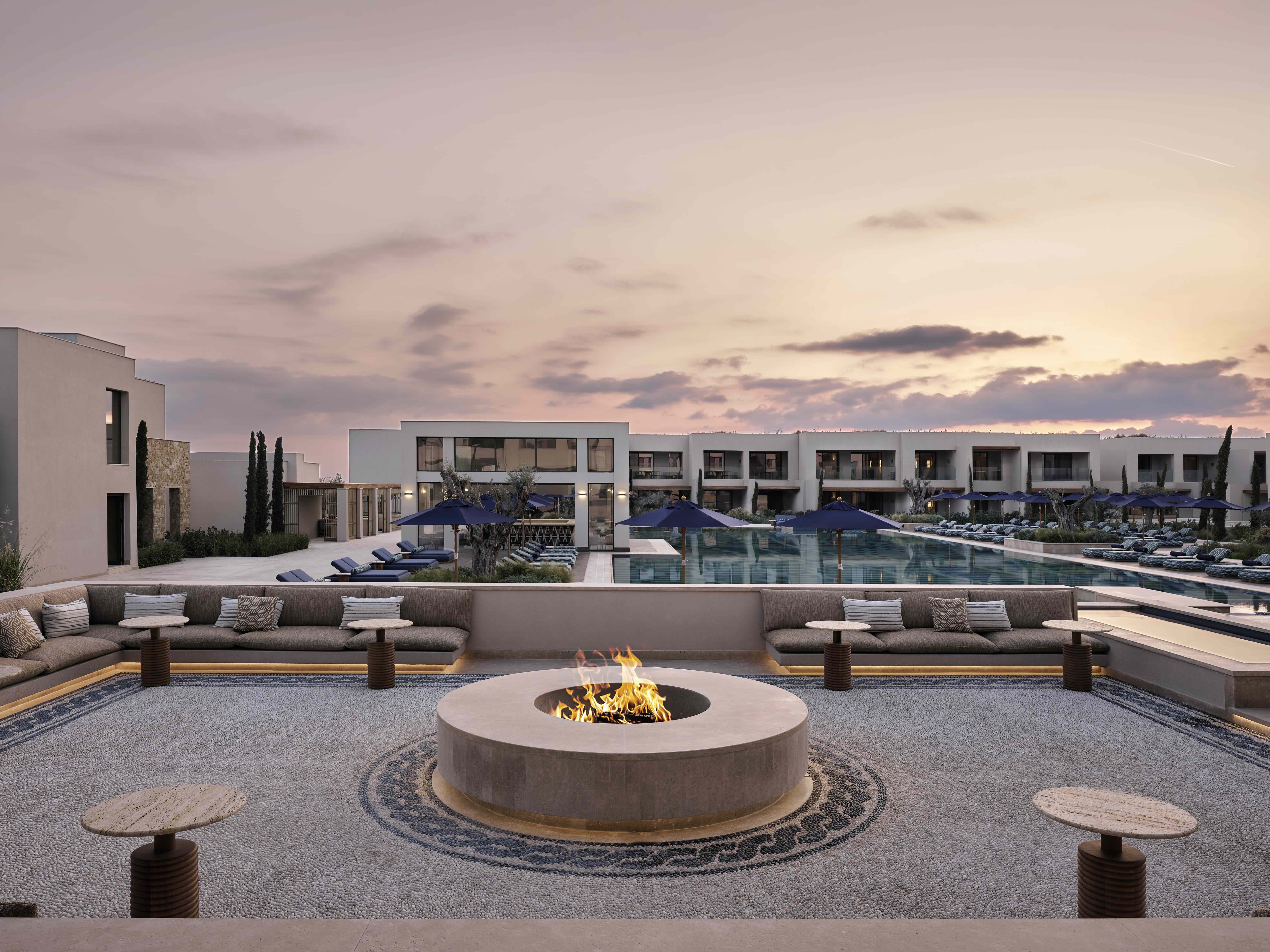 image of the Amoh Firepit, image courtesy of Amoh, a Luxury Collection, Rhodes