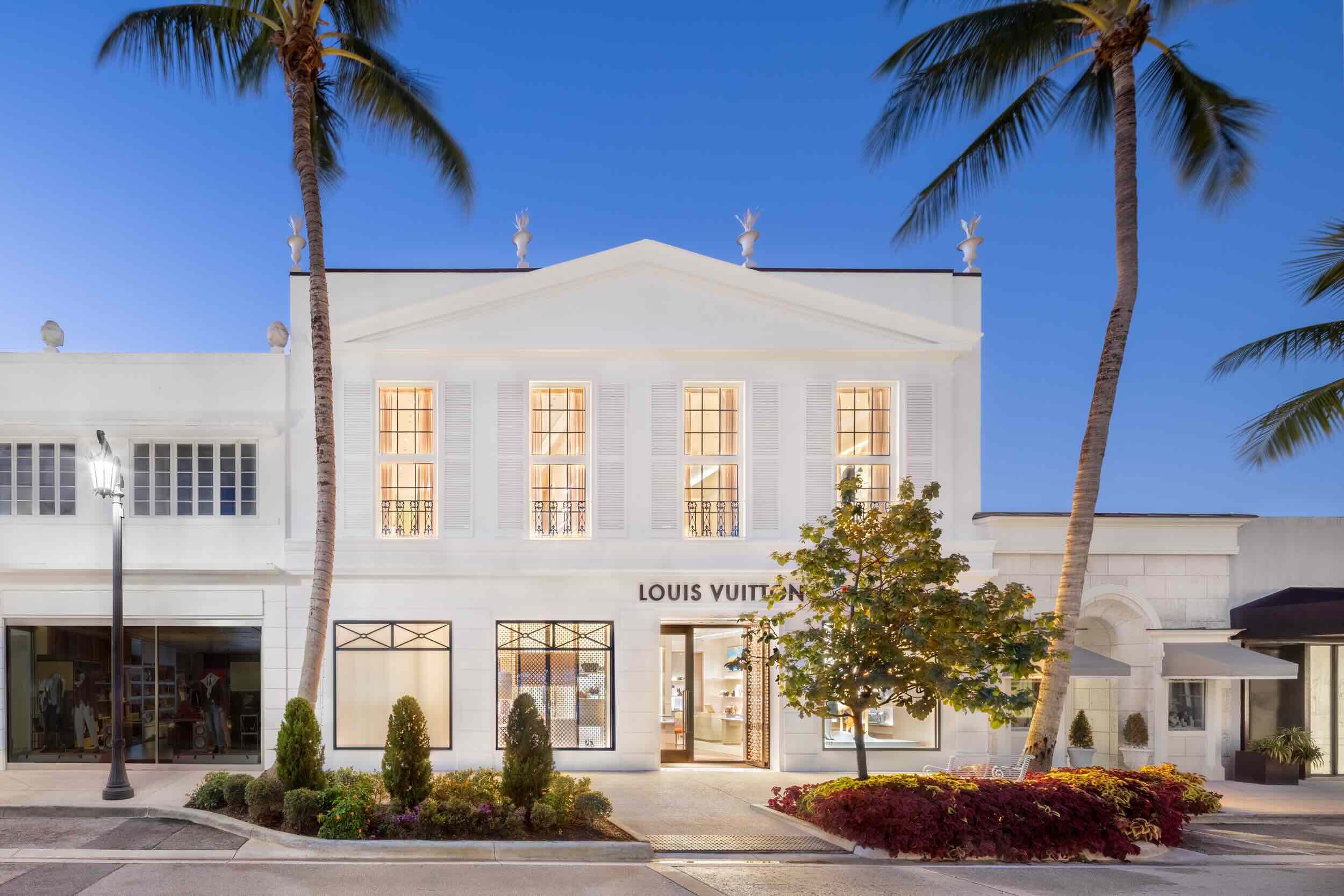 Image of Louis Vuitton Palm Beach, LVMH