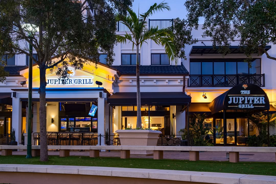 The Jupiter Grill debuts its new daily happy hour and weekend brunch